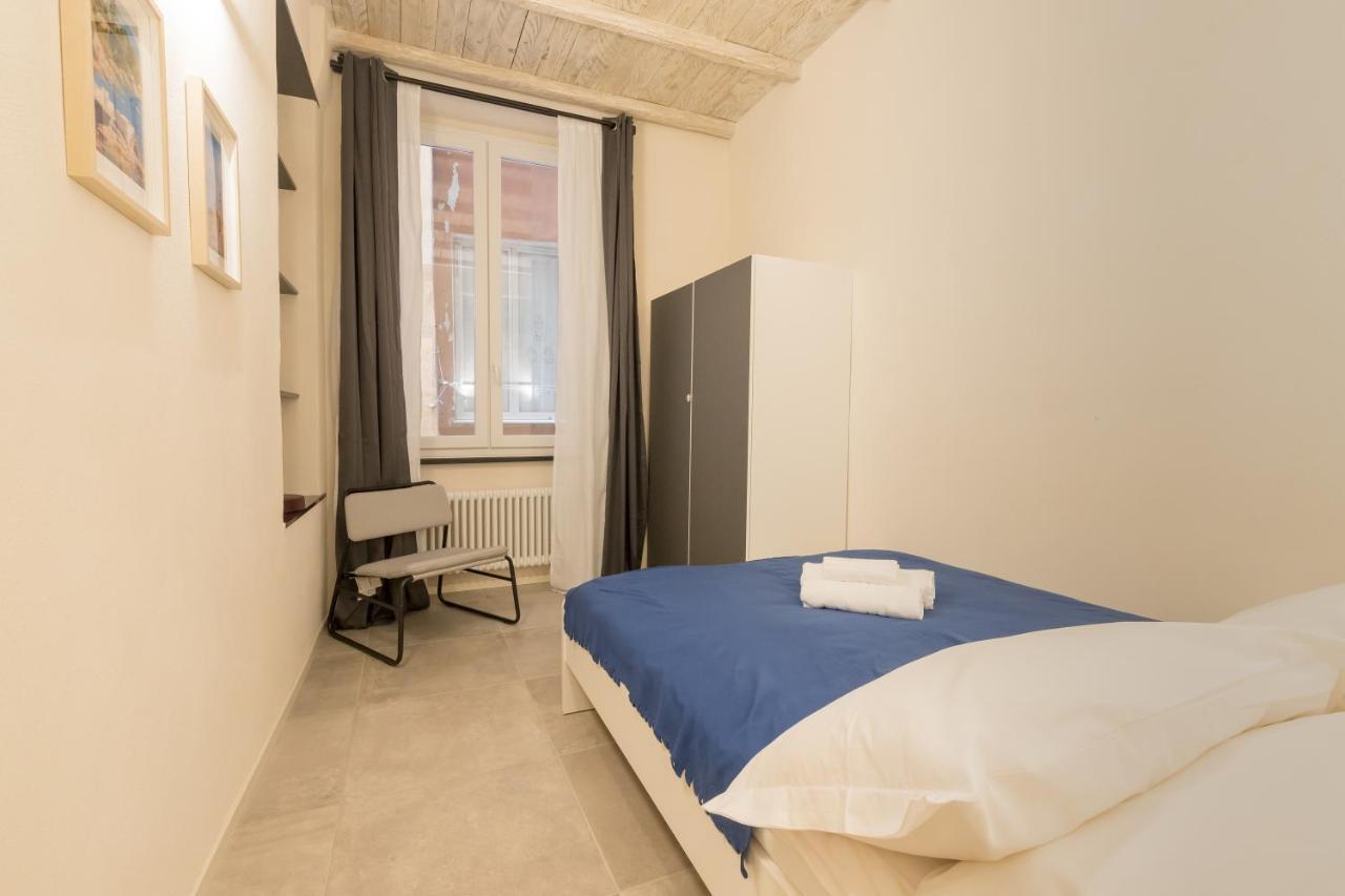 Al Caruggio Guest House Генуя Экстерьер фото